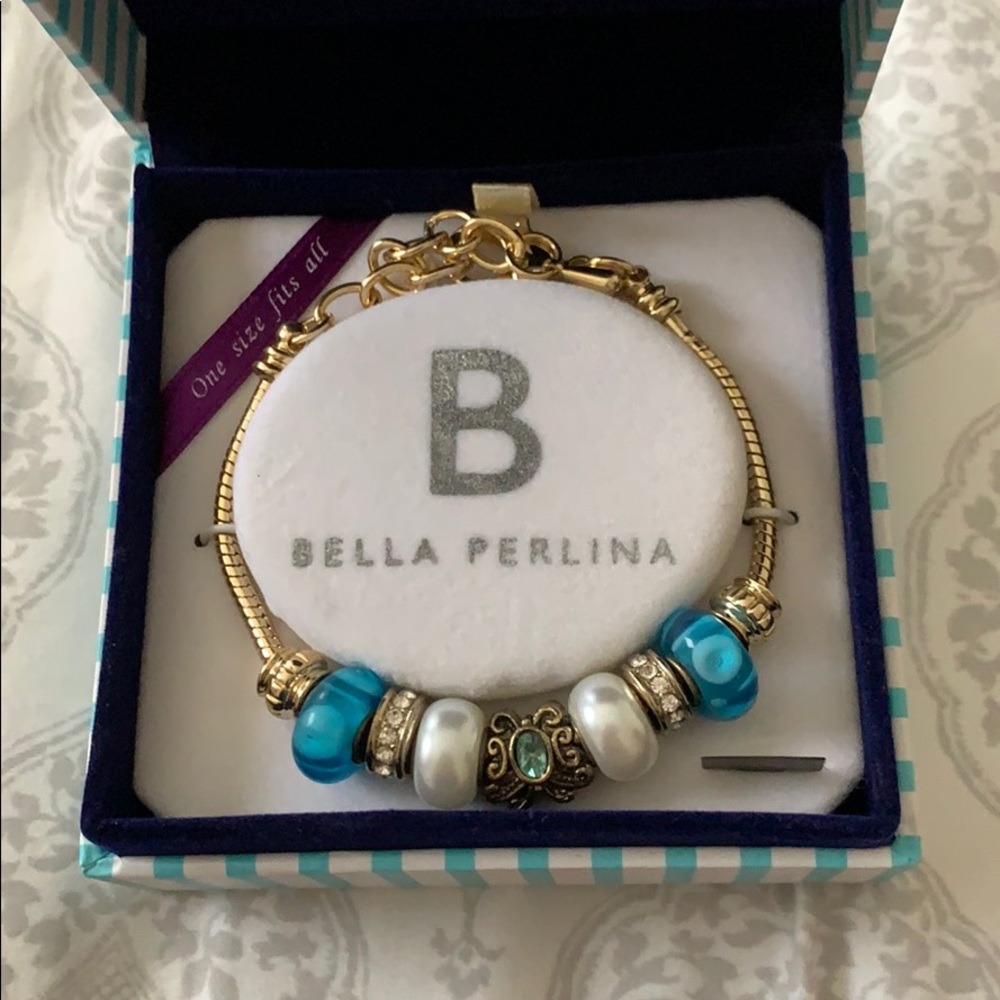 Charm bracelet